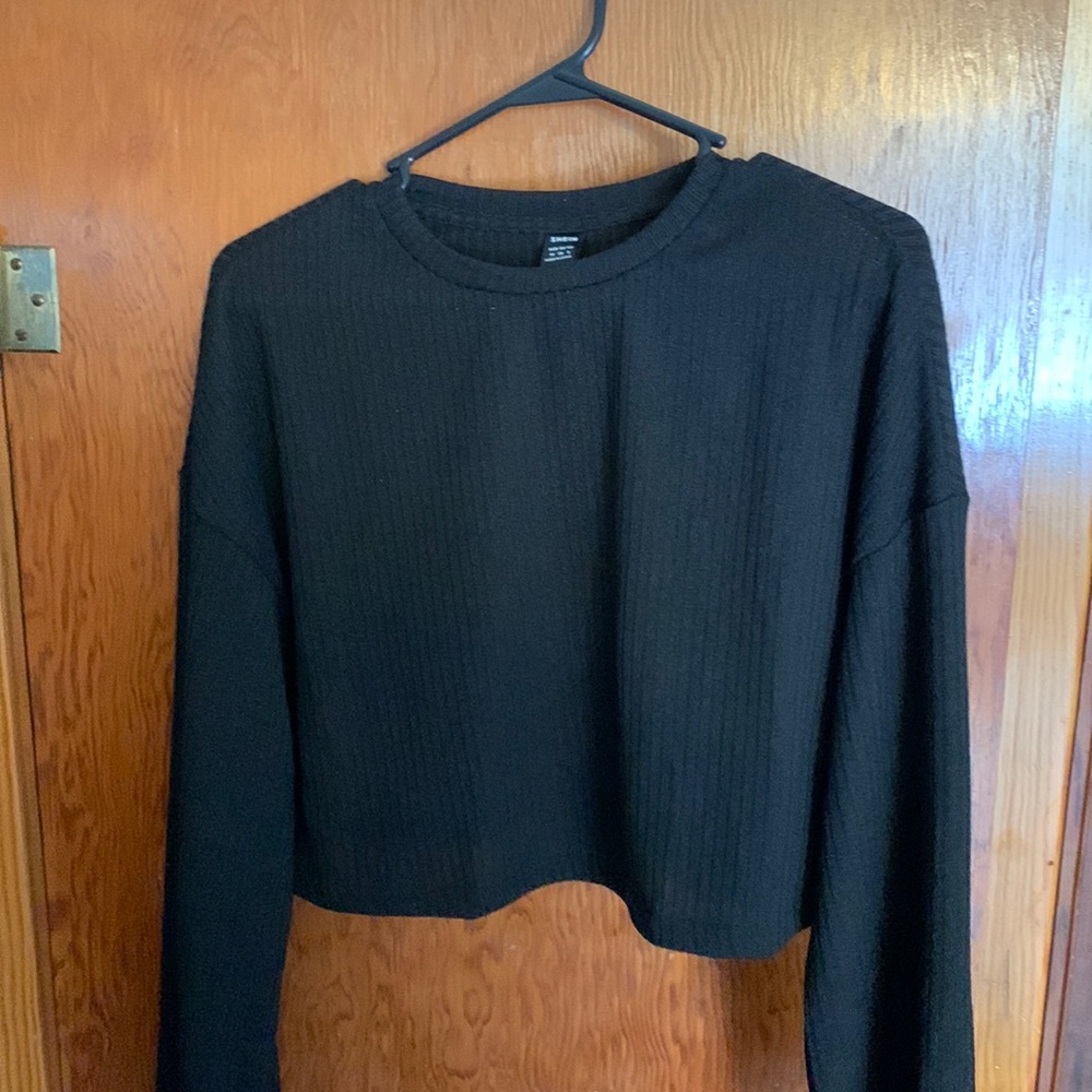 SHEIN cropped long sleeve shirt